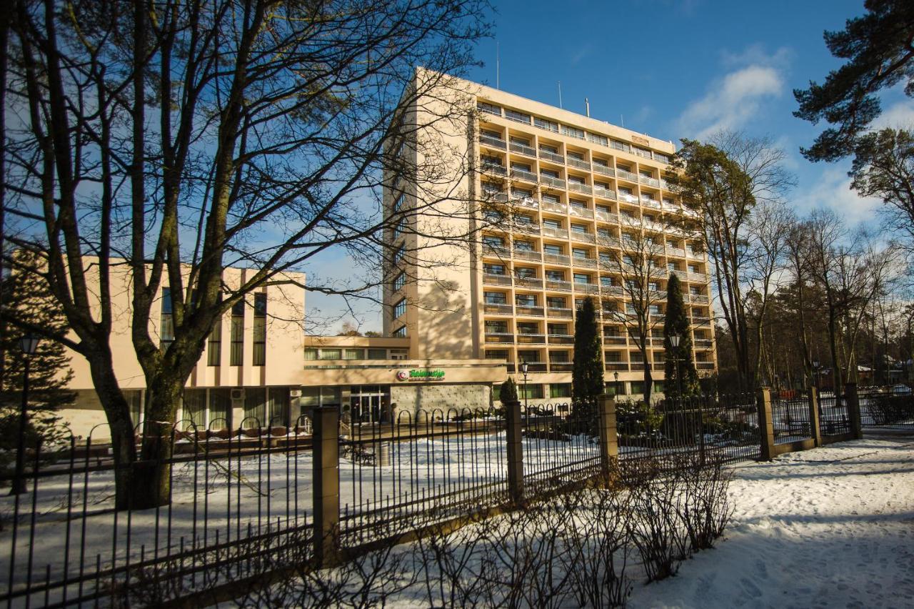 Resort - Rehabilitation Center Sanatorium Belorusija Jurmala Exterior photo